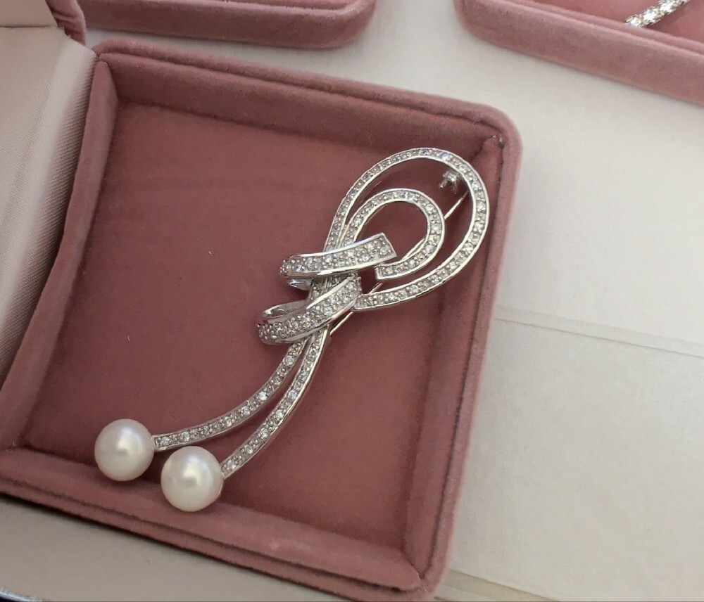 Brooch Collection - Picture 4 of 5